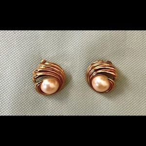 Pearl and Gold Earrings Vintage Faux Pearls